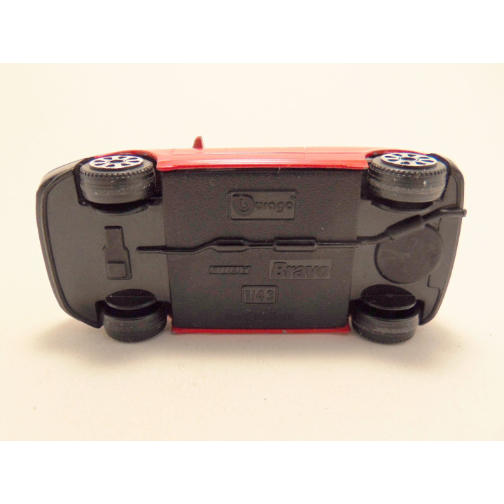 Fiat Bravo 1:43 Bburago rood