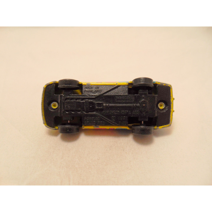 Pontiac Grand Prix GT Stockcar Matchbox 1:67 geel Pontiac Grand Prix GT Stockcar Matchbox 1:67 geel