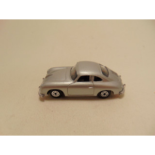 Porsche 356A Coupe 1:64 Maisto zilverkleurig