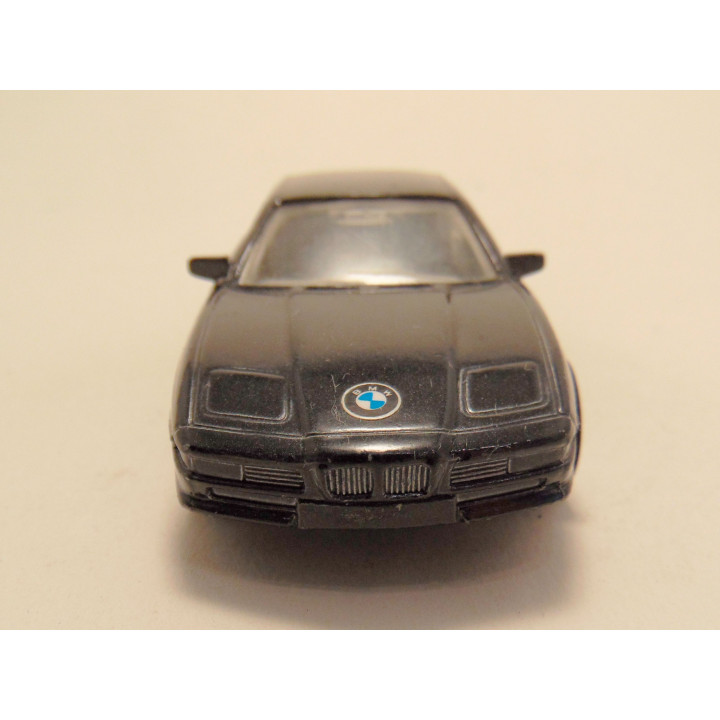 Bmw 850i 1:42 Maisto zwart