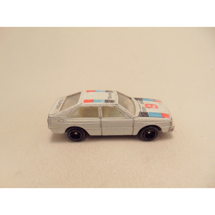 Audi Quattro 1:64 wit