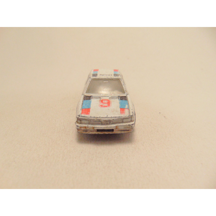 Audi Quattro 1:64 wit