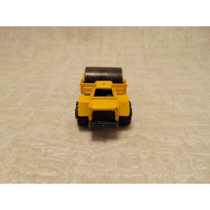 Grondbewerker Tonka 1:64 geel