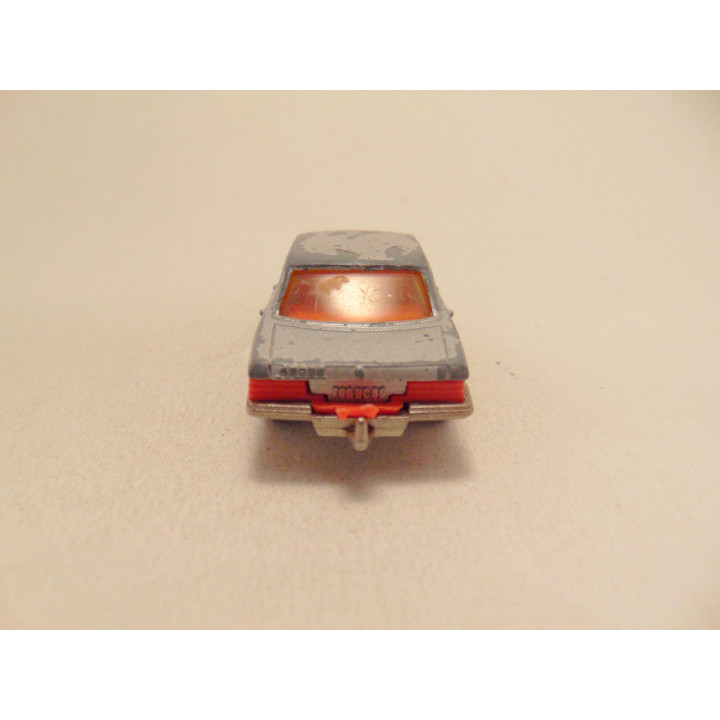 Mercedes 450SE Majorette 1:60 zilverkleurig- donkeroranje