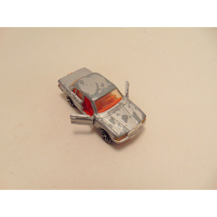 Mercedes 450SE Majorette 1:60 zilverkleurig- donkeroranje
