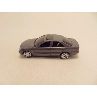 Mercedes S class 1:64 Maisto donkergrijs