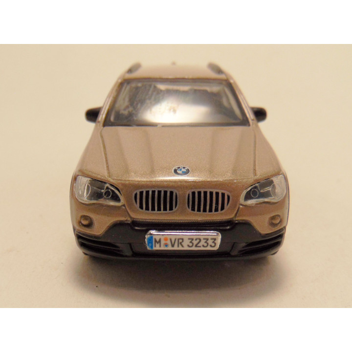 Bmw X5 1:43 Bburago goudkleurig