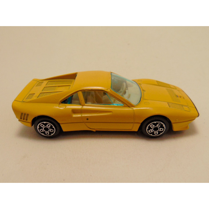 Ferrari 288 GTO Bburago 1:43 geel