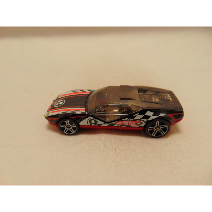 De Tomaso Pantera La Fasta Hot wheels 2011-077