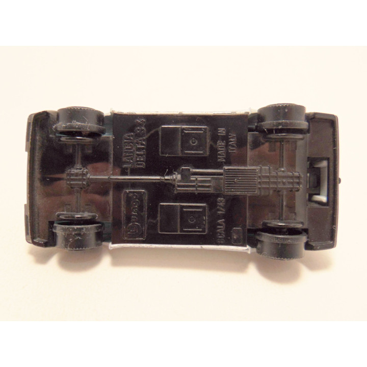 Lancia Delta S4 Bburago 1:43 wit