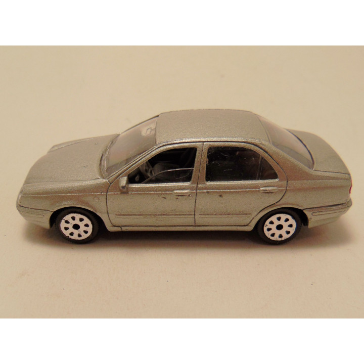 Lancia Lybra 1:43 Majorette zilverkleurig