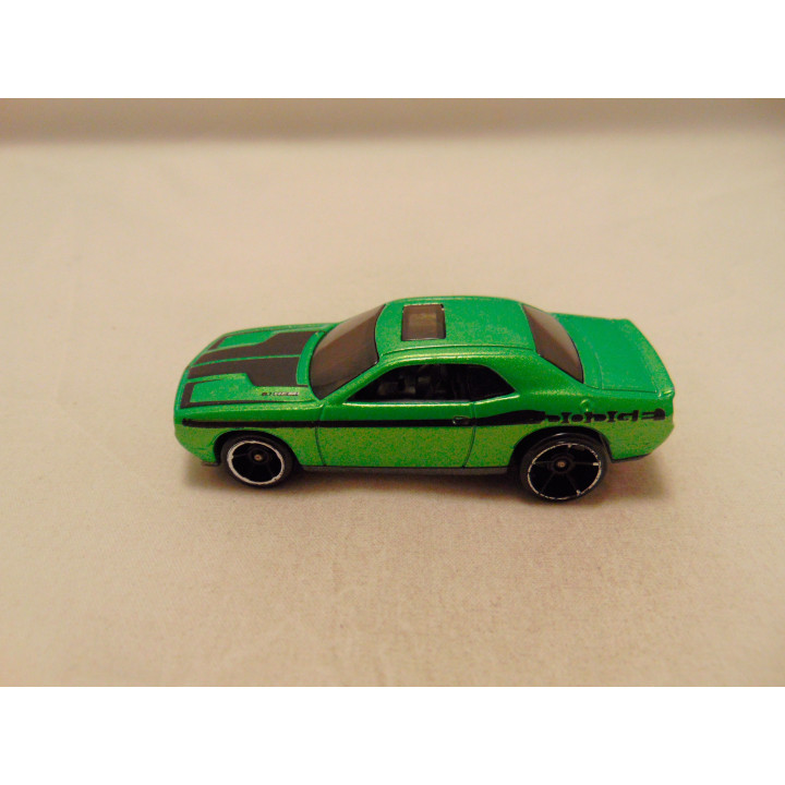 Dodge Challenger SRT8 2008 Hot wheels 2009-086 (1)