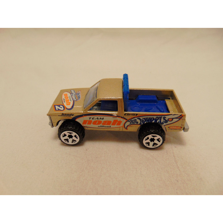 Chevrolet Blazer Path Beater Hot wheels 2002-230 goudkleurig