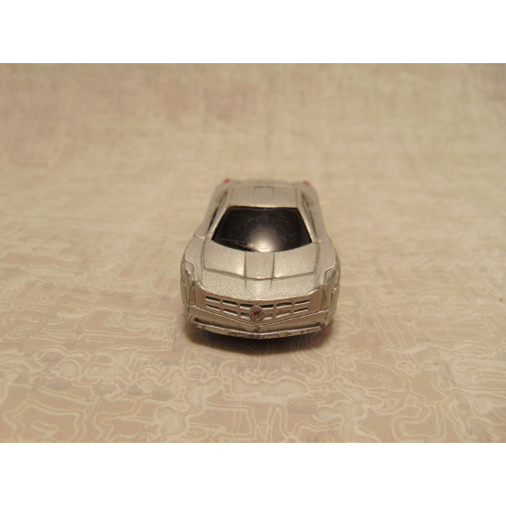 Cadillac Cien concept 2002 coupe Maisto 1:64 zilverkleurig