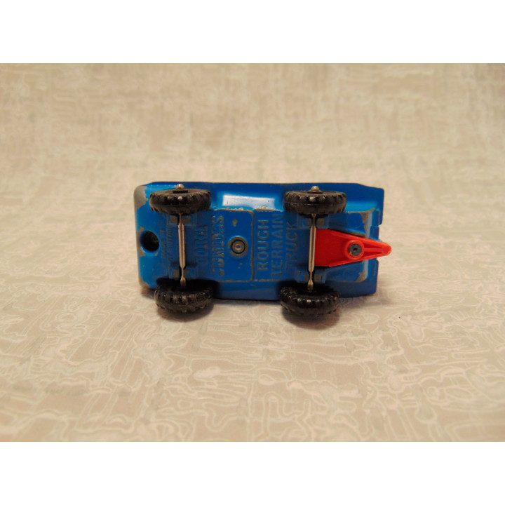 Rough terrain truck blauw-rood Corgi 1:64