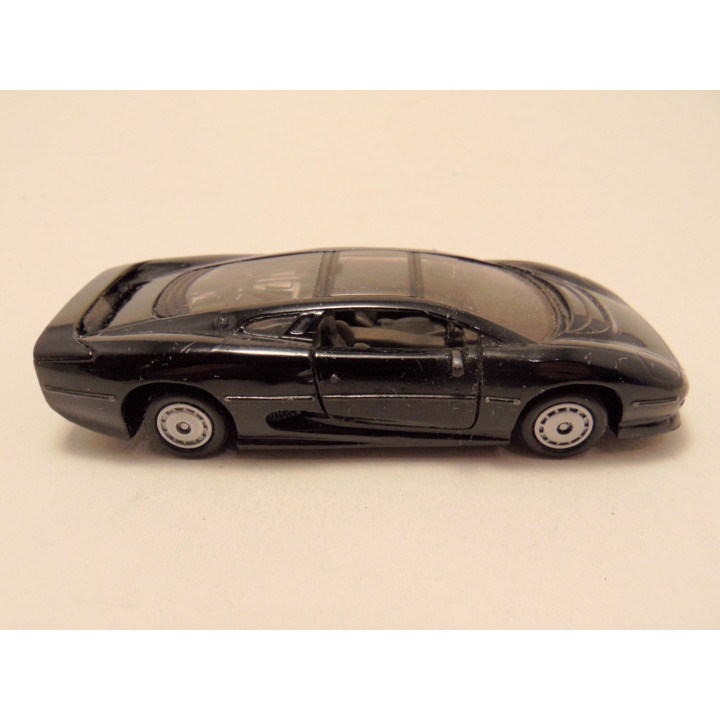 Jaguar XJ220 1:40 Maisto zwart