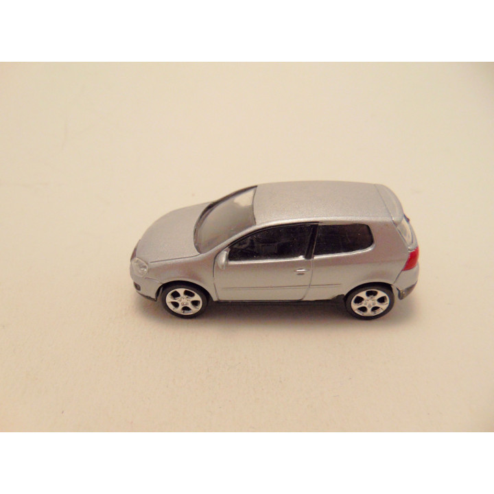 Volkswagen Golf GTI 1:64 Norev zilverkleurig
