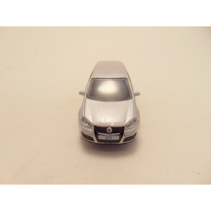 Volkswagen Golf GTI 1:64 Norev zilverkleurig