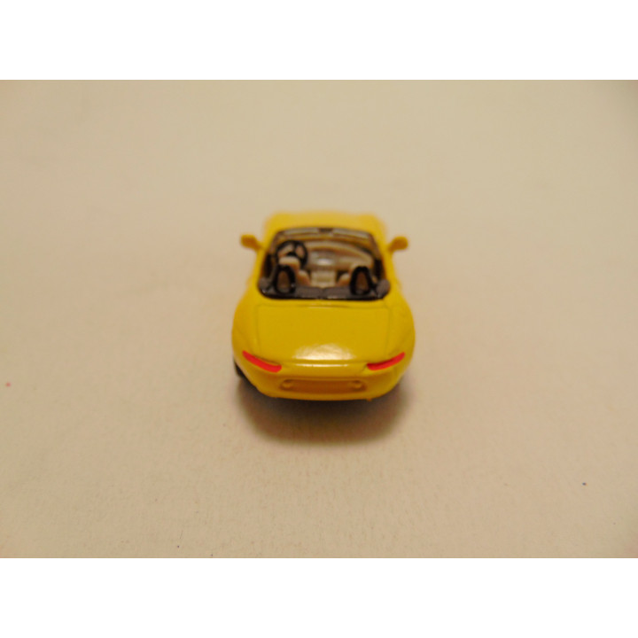 Bmw Z8 cabrio 1:72 JoyCity geel