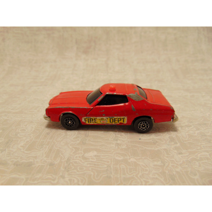 Ford Gran Torino coupe brandweer Corgi 1:64 rood