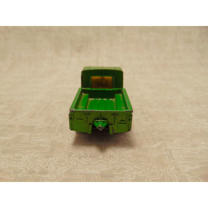 Land Rover 109 1967 pickup Corgi 1:64 groen