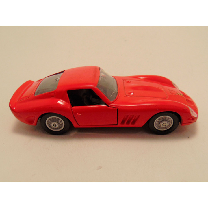 Ferrari 250 GTO 1:38 Maisto rood Ferrari 250 GTO 1:38 Maisto rood