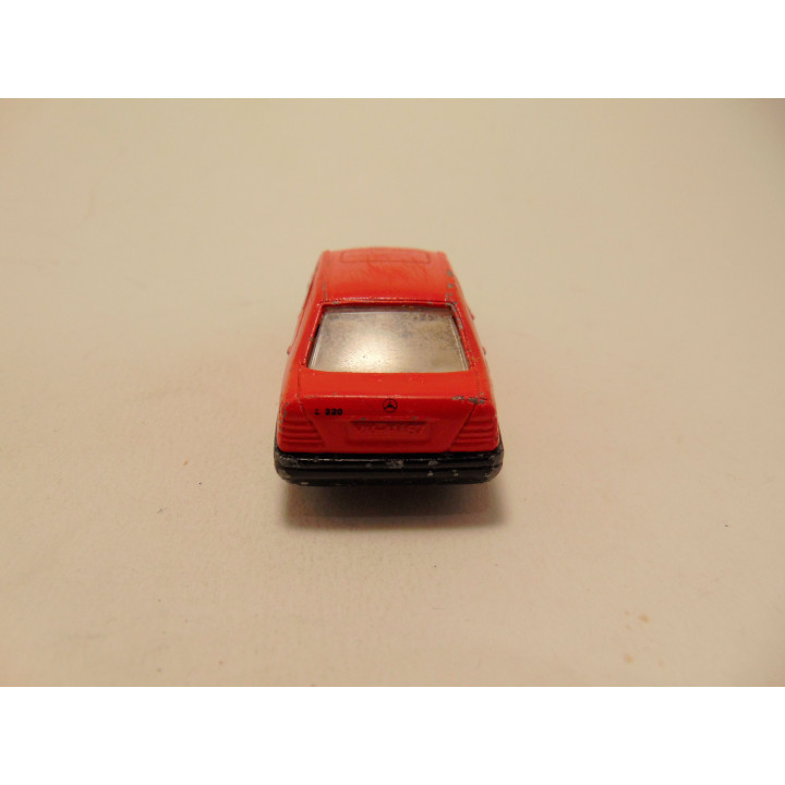 Mercedes C220 Siku 1029 rood