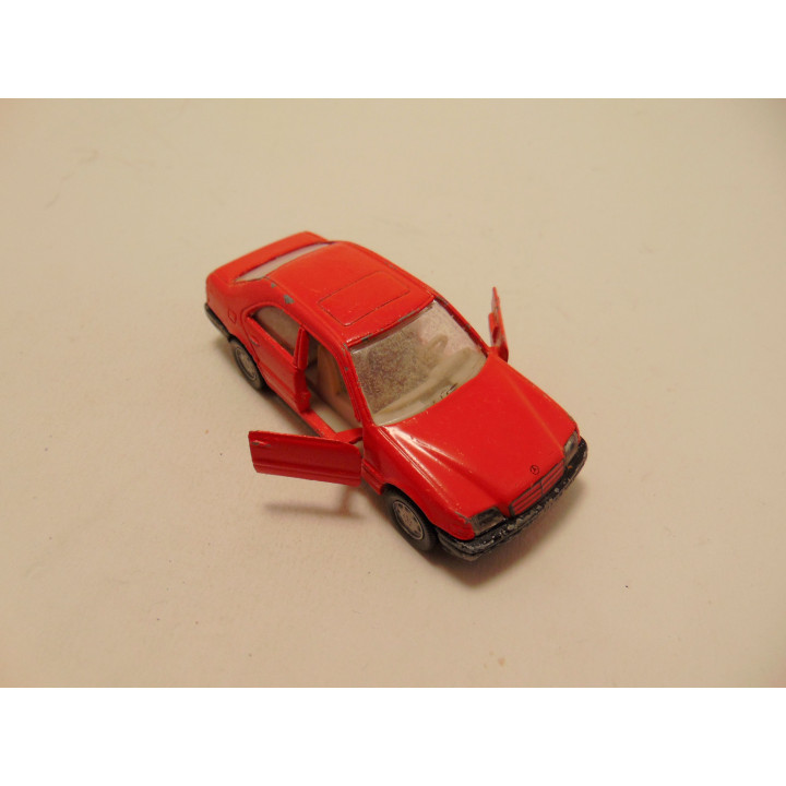 Mercedes C220 Siku 1029 rood