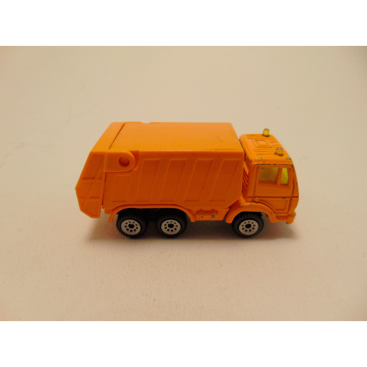 Mercedes SK vuilniswagen Siku 1015 oranje