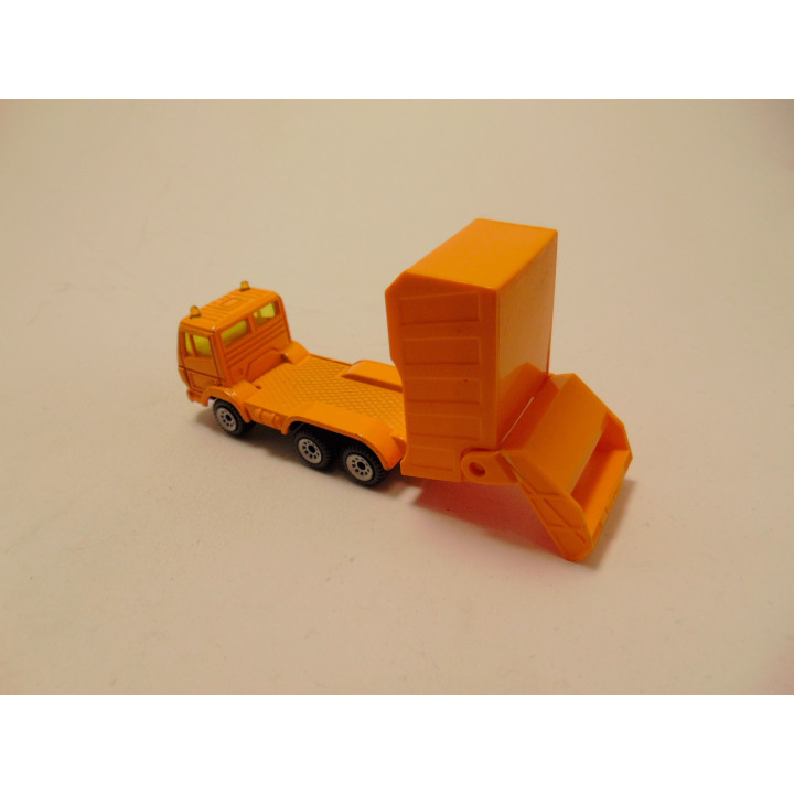 Mercedes SK vuilniswagen Siku 1015 oranje