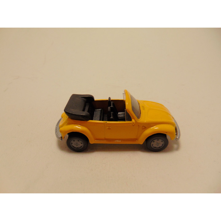 Volkswagen kever 1303 LS cabrio 1:55 Siku 0839 geel