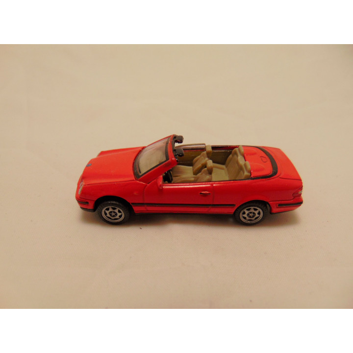 Mercedes CLK cabrio 1:72 Cararama rood