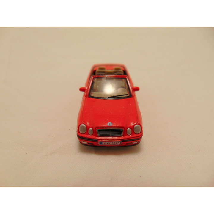 Mercedes CLK cabrio 1:72 Cararama rood
