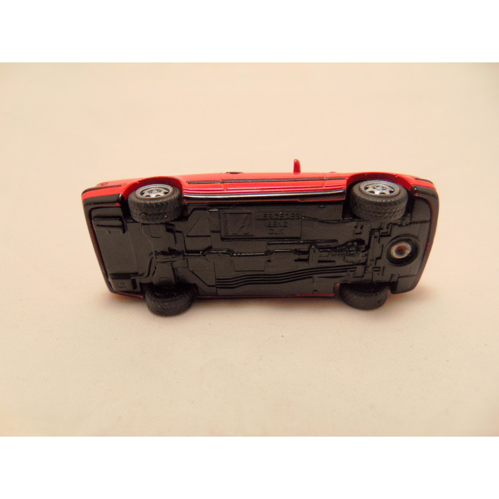 Mercedes CLK cabrio 1:72 Cararama rood