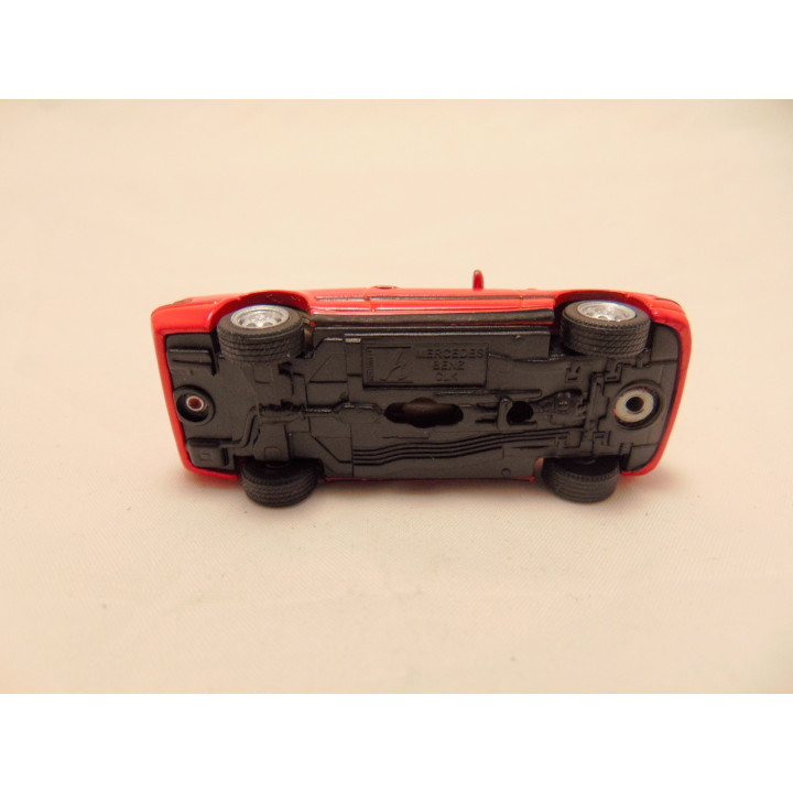 Mercedes CLK softtop 1:72 Cararama rood