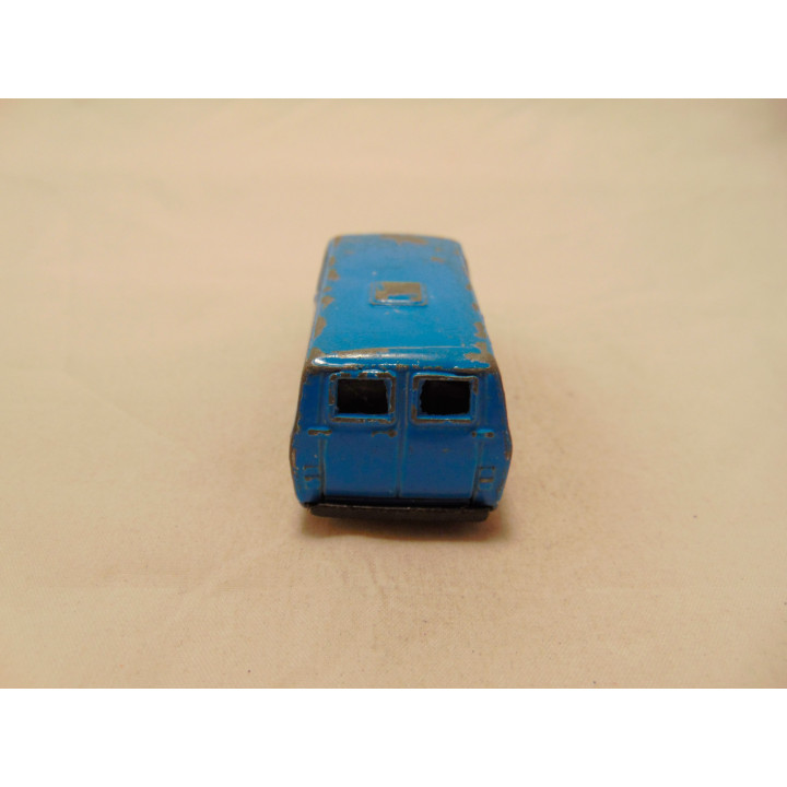 Bedford CF Delightful 1:64 Yat ming blauw
