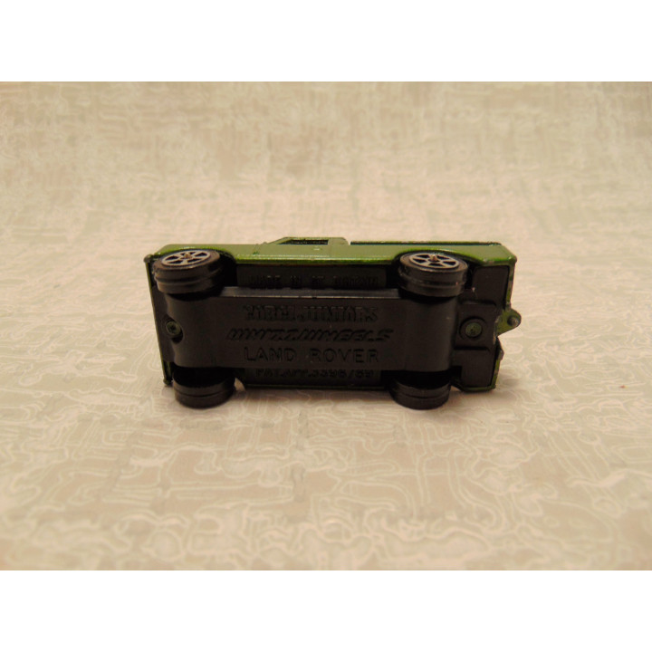Land Rover 109 1967 pickup Corgi 1:64 legergroen