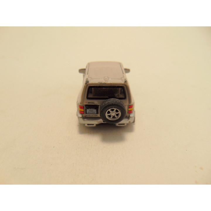 Mitsubishi Pajero 1:72 Cararama grijs