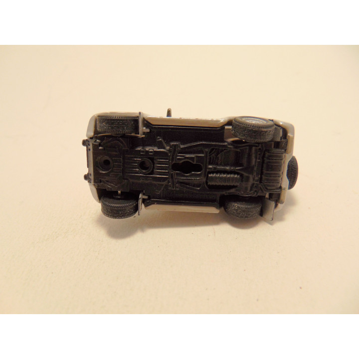 Mitsubishi Pajero 1:72 Cararama grijs