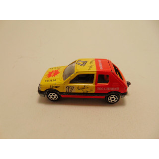 Peugeot 205 gti Flash team 1:53 Majorette 281