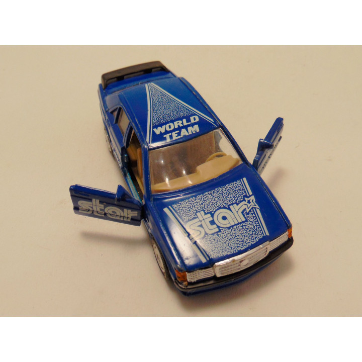 Mercedes 190 E 2.6 16 star 1:38 blauw