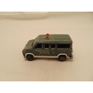 Ford Econoline Club Wagon 1983 1:65 Majorette 279 234 legergroen