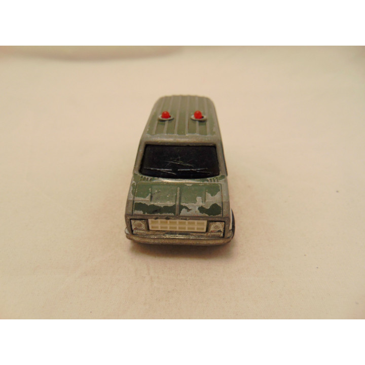 Ford Econoline Club Wagon 1983 1:65 Majorette 279 234 legergroen