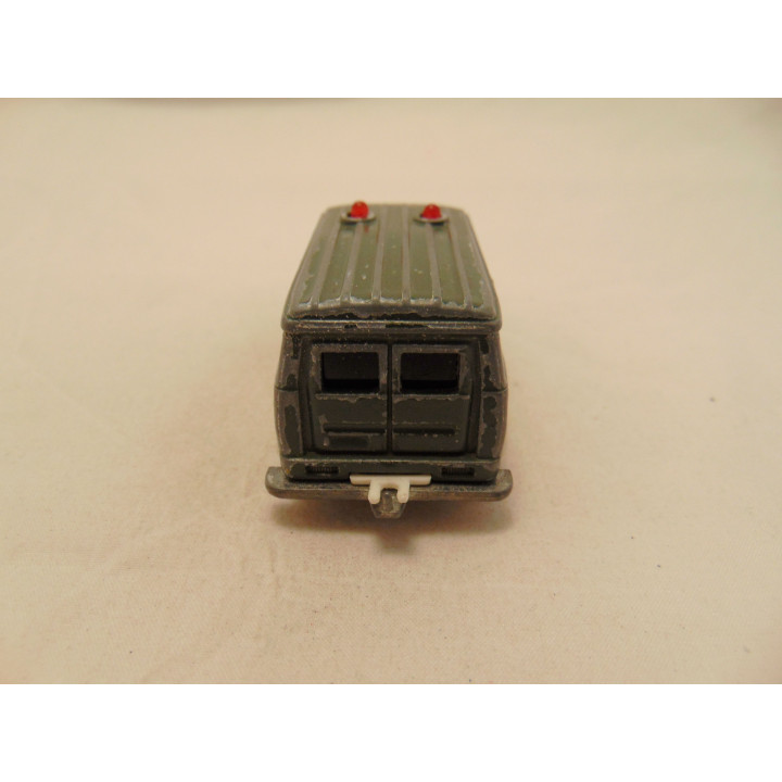 Ford Econoline Club Wagon 1983 1:65 Majorette 279 234 legergroen