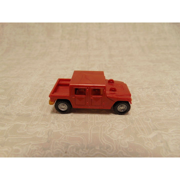 Hummer H1 pickup Ferrero 1:87 bruin