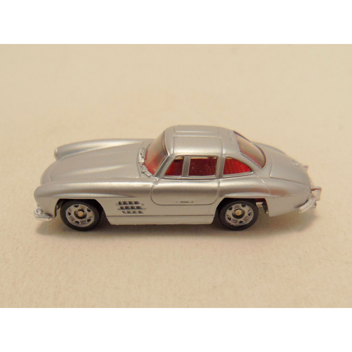 Mercedes 300 SL gullwing Monogram mini exacts 1:87 zilverkleurig