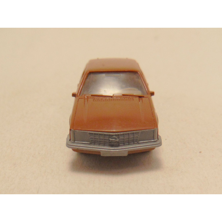 Opel Monza 1:87 Wiking bruin