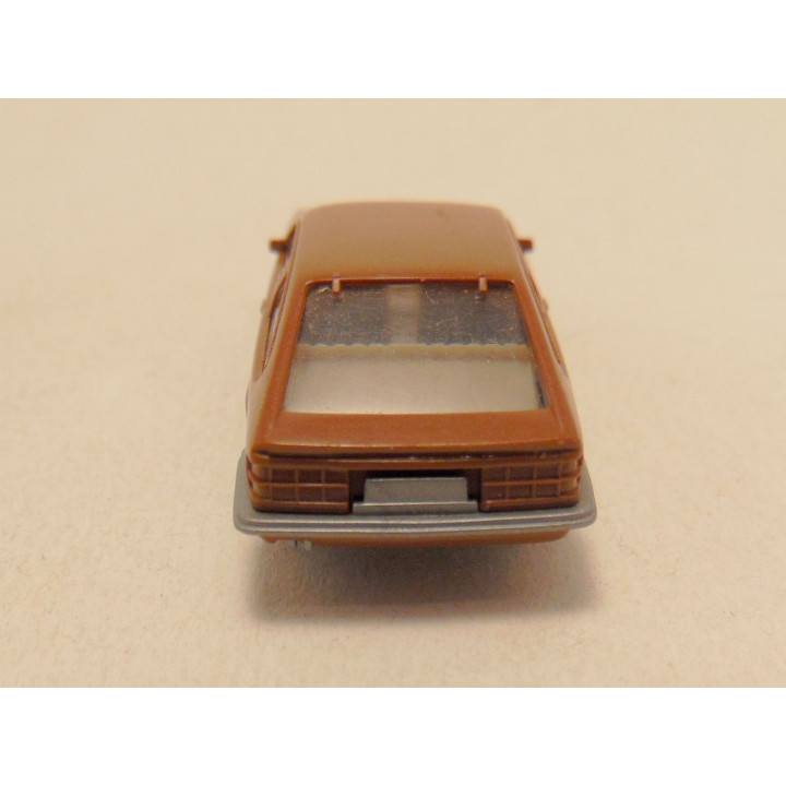 Opel Monza 1:87 Wiking bruin