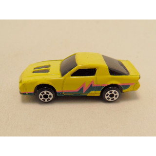 Chevrolet Camaro Iroc Z Matchbox 1:87 geel