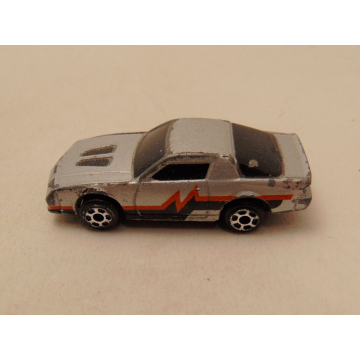 Chevrolet Camaro Iroc Z Matchbox 1:87 zilverkleurig